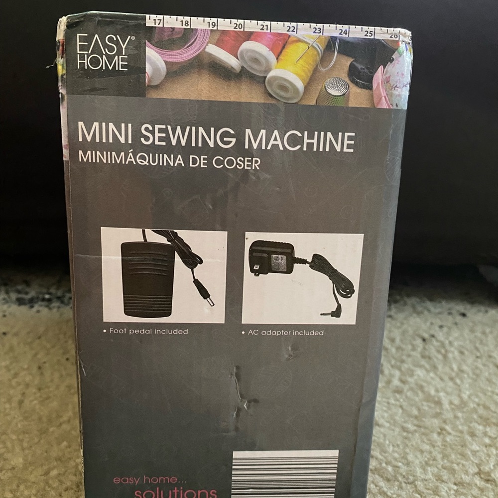 Mini Portable Sewing Machine - Picture 4 of 5